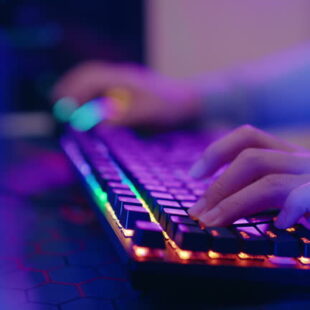 KEYBOARD